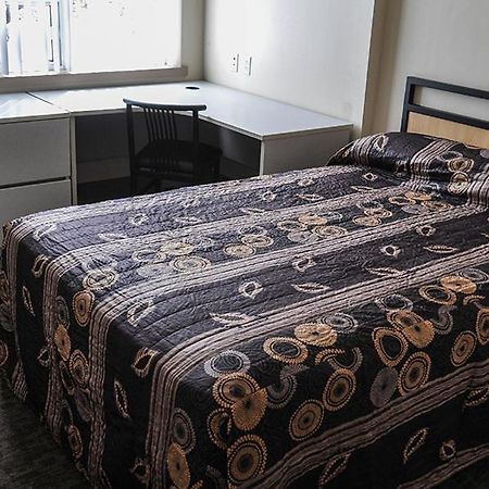 Residence & Conference Centre - Kitchener-Waterloo מראה חיצוני תמונה