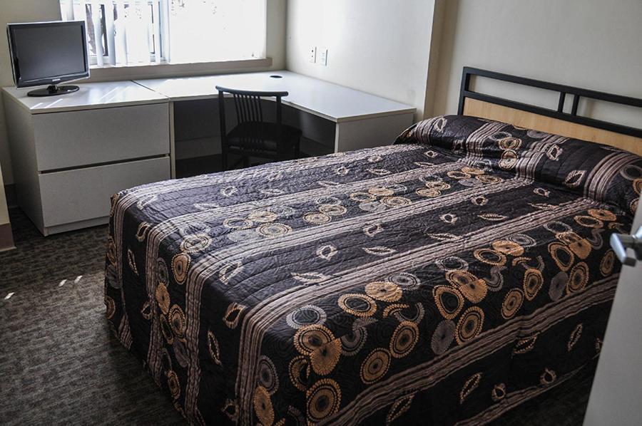 Residence & Conference Centre - Kitchener-Waterloo מראה חיצוני תמונה