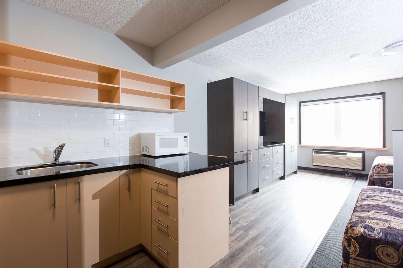 Residence & Conference Centre - Kitchener-Waterloo מראה חיצוני תמונה