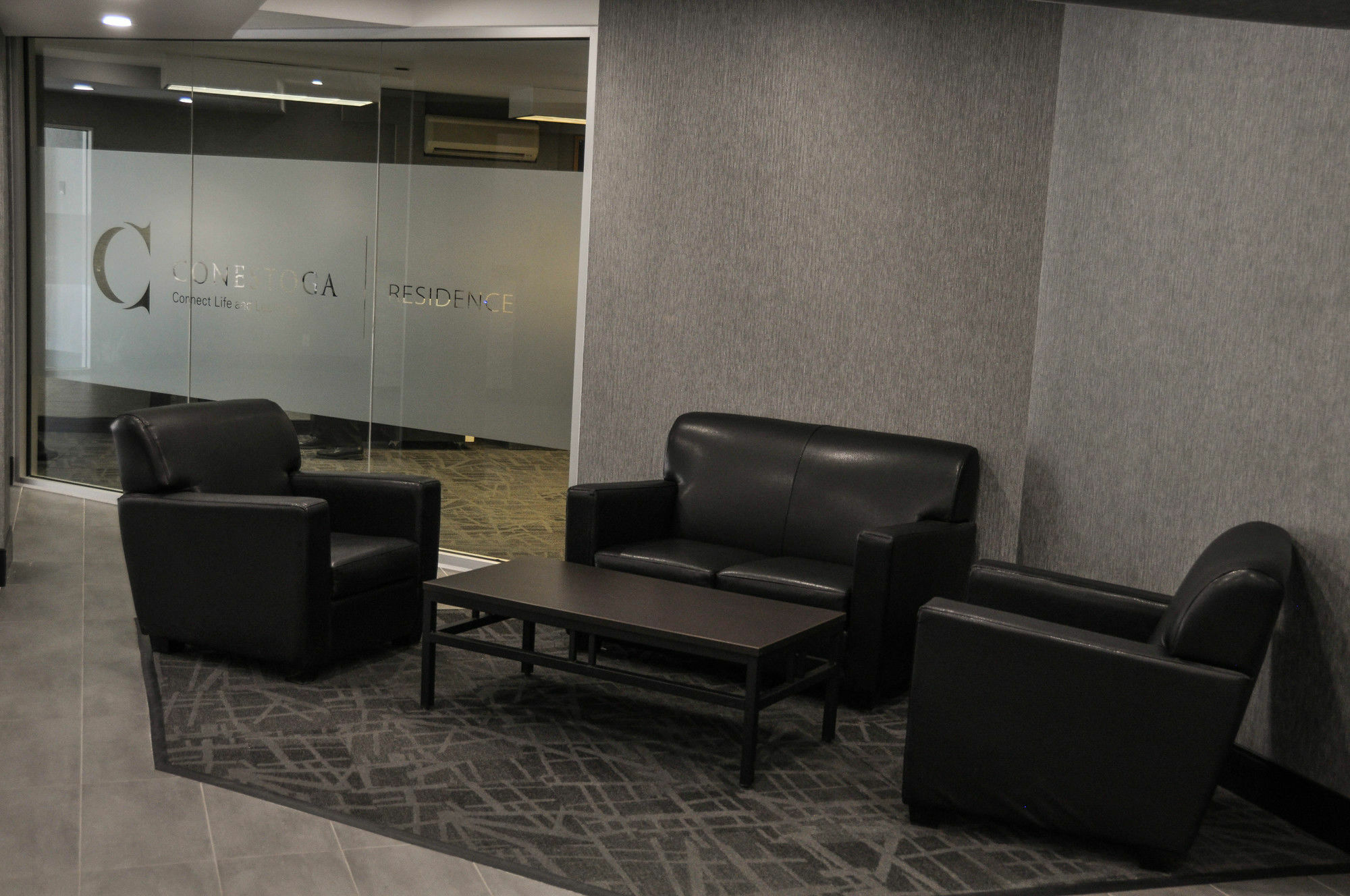Residence & Conference Centre - Kitchener-Waterloo מראה חיצוני תמונה
